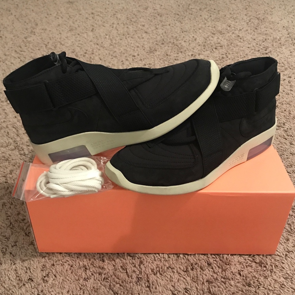 Nike Fear of God RAID Black size 9.5